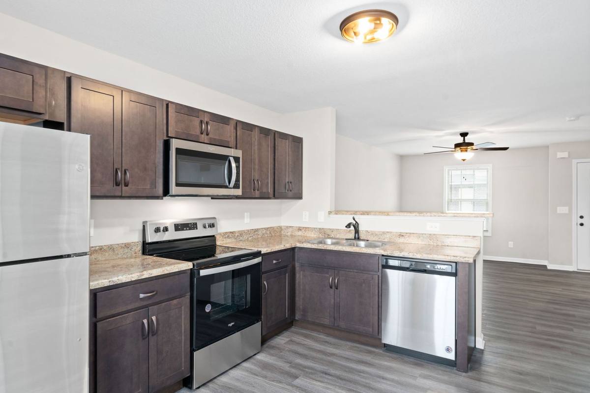 Apartment for rent at 931 Professional Park Dr, Clarksville, TN 37043