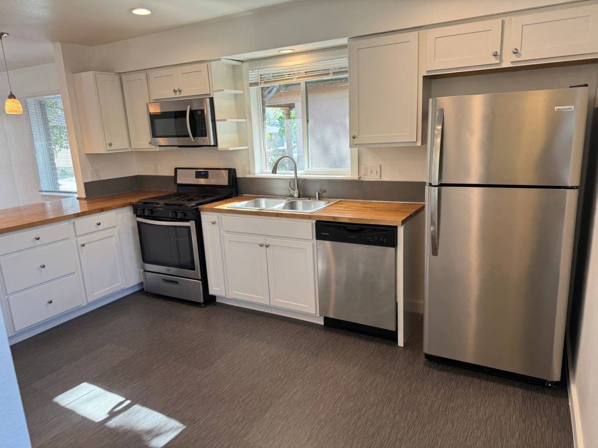 Apartment for rent at 326 Stewart St, Reno, NV 89502