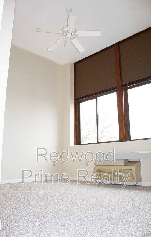 Apartment for rent at 1318 19th Ave #402, Altoona, PA 16601