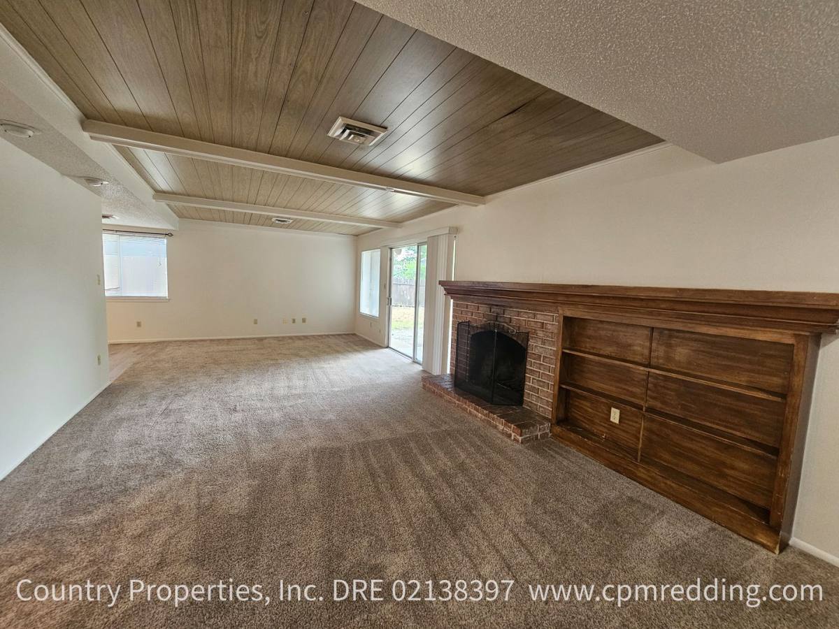 House for rent at 4145 Oro St, Redding, CA 96001