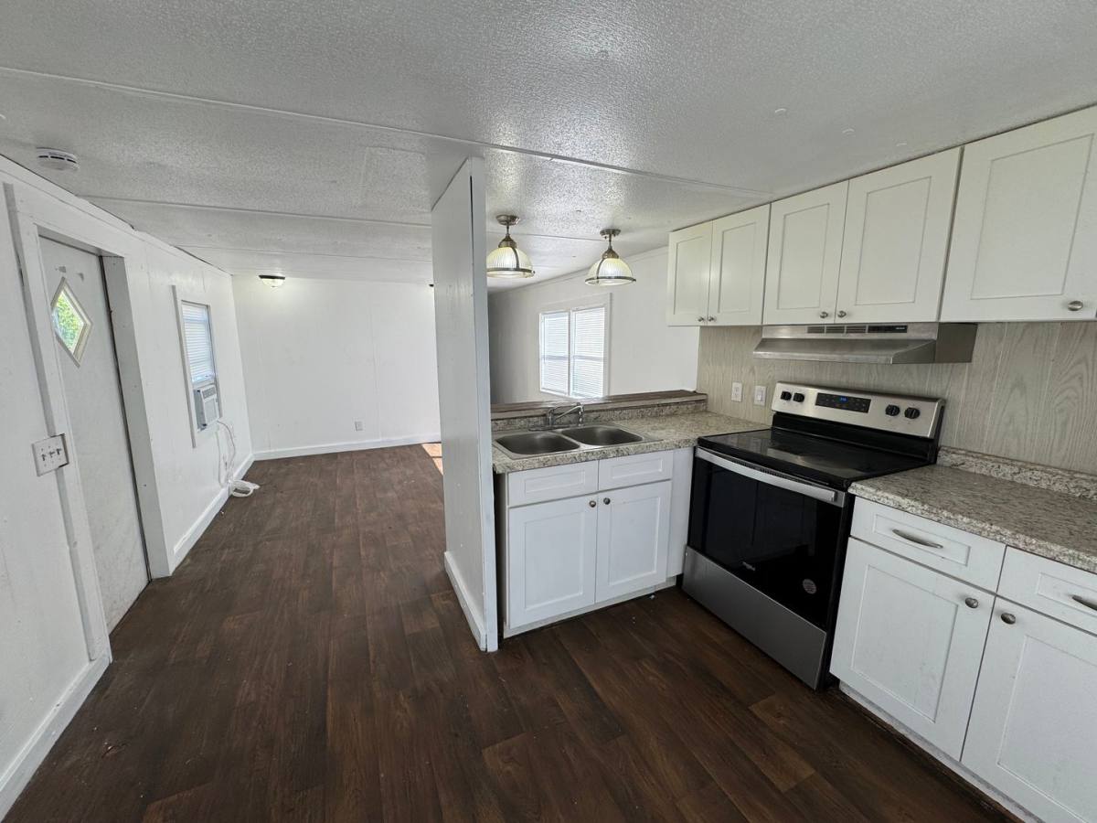 House for rent at 202 Irvin Ave NW, Live Oak, FL 32064