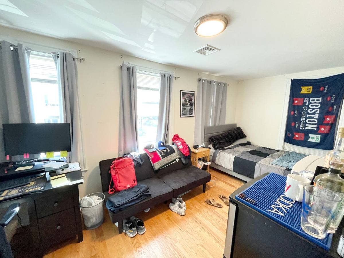 Apartment for rent at 275 Dorchesterrr St, South Boston, MA 02127
