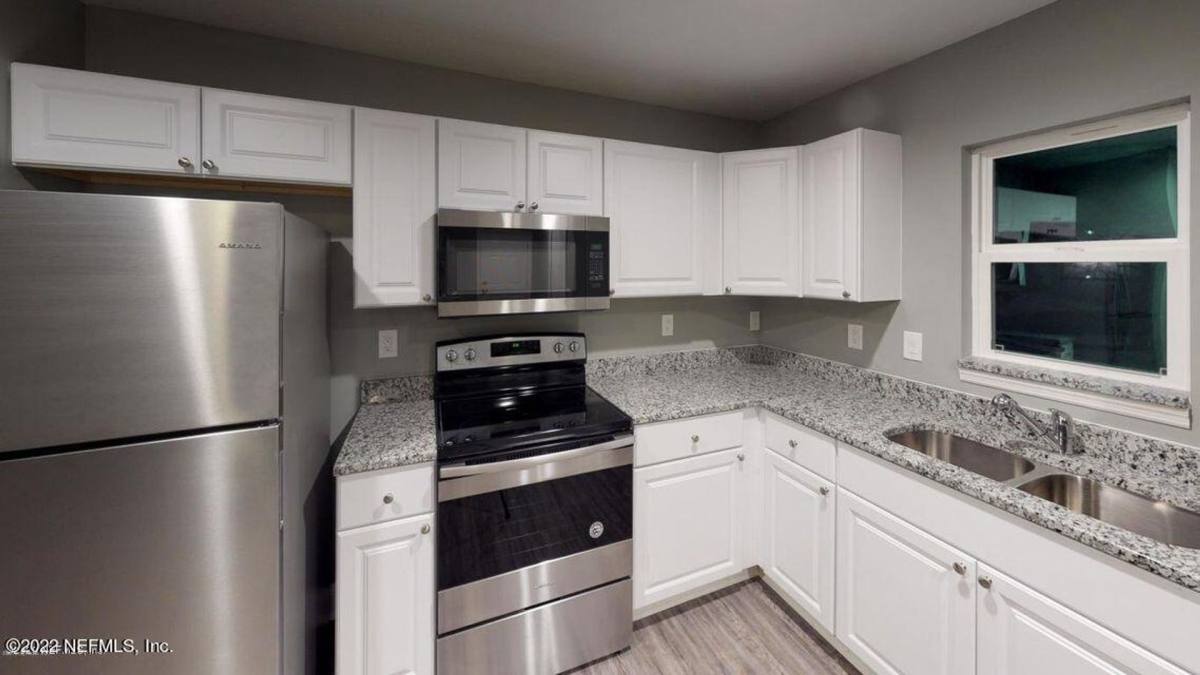 House for rent at 2222 Thomas Court, Jacksonville, FL 32207