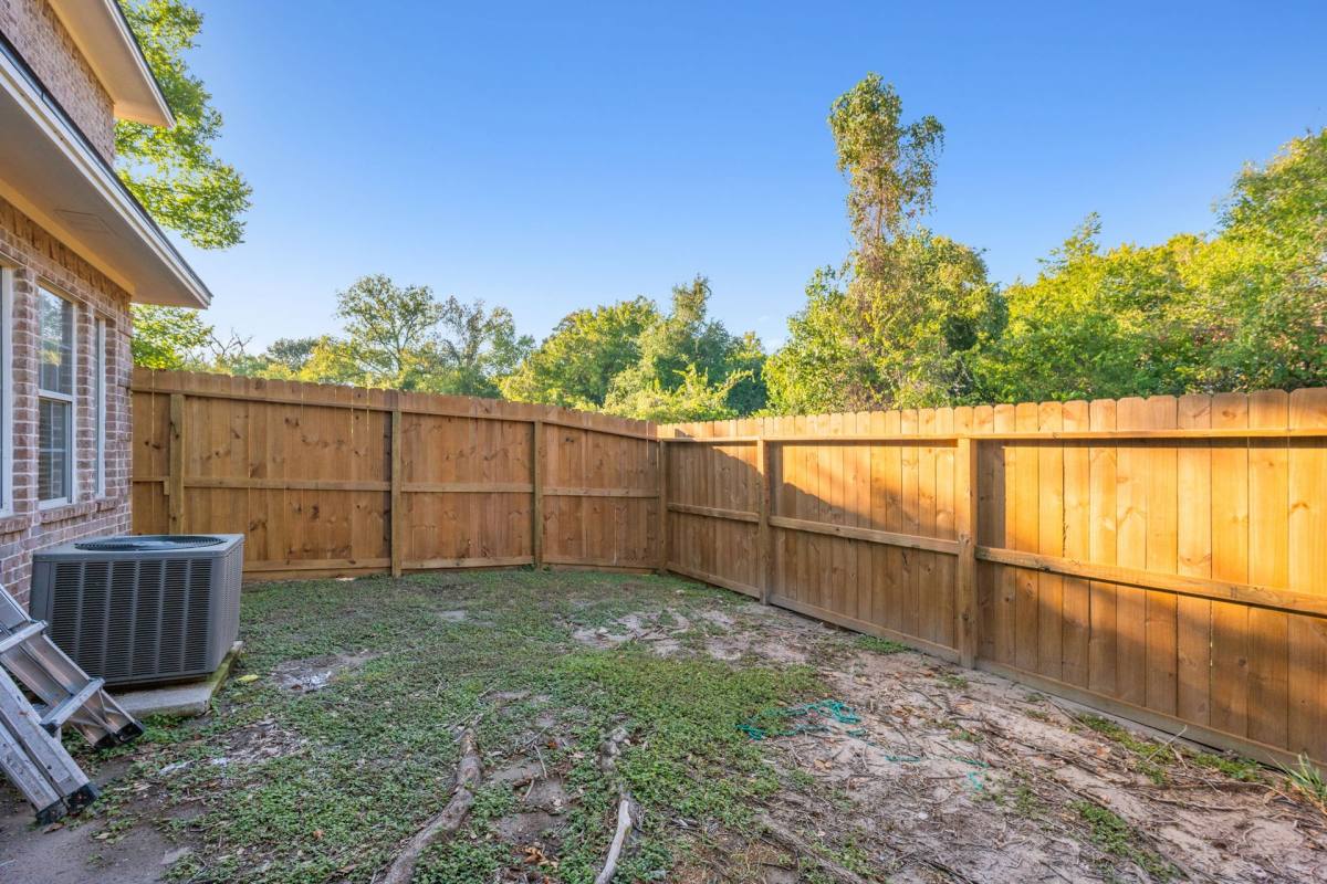 Townhouse for rent at 101 Winter Park, College Station, TX 77840