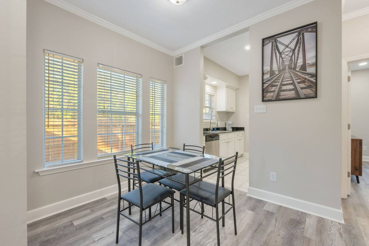 Townhouse for rent at 101 Winter Park, College Station, TX 77840
