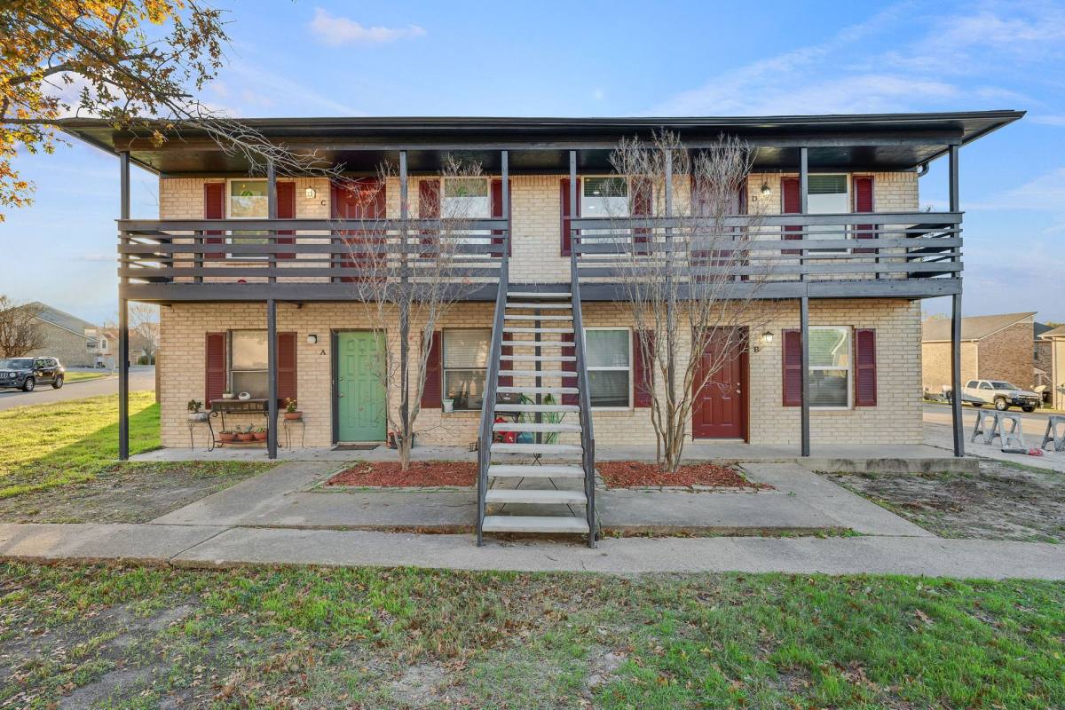 Apartment for rent at 1005 Summer Court Circle, College Station, TX 77840