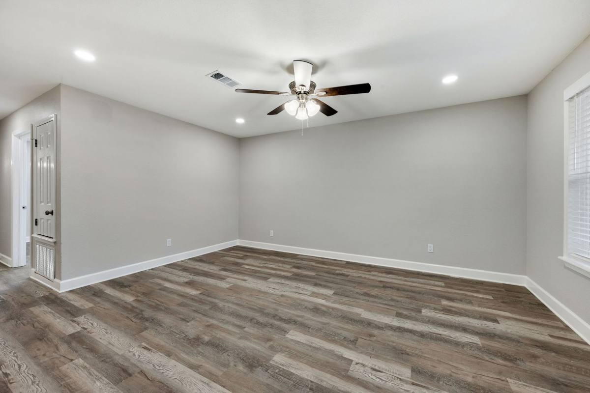 Apartment for rent at 1005 Summer Court Circle, College Station, TX 77840