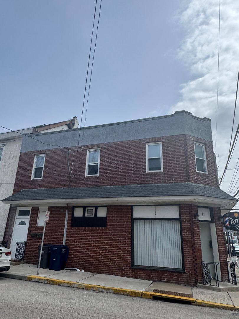 Apartment for rent at 2 Walnut St, Ambler, PA 19002