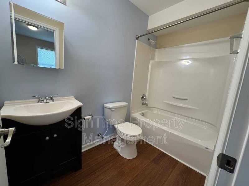 Apartment for rent at 44 E Franklin St #3W, Hagerstown, MD 21740