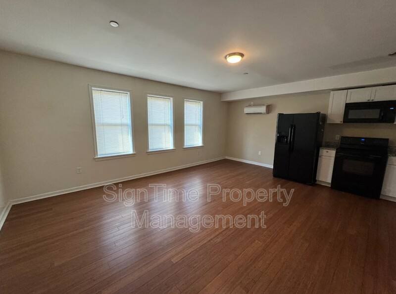 Apartment for rent at 44 E Franklin St #3W, Hagerstown, MD 21740