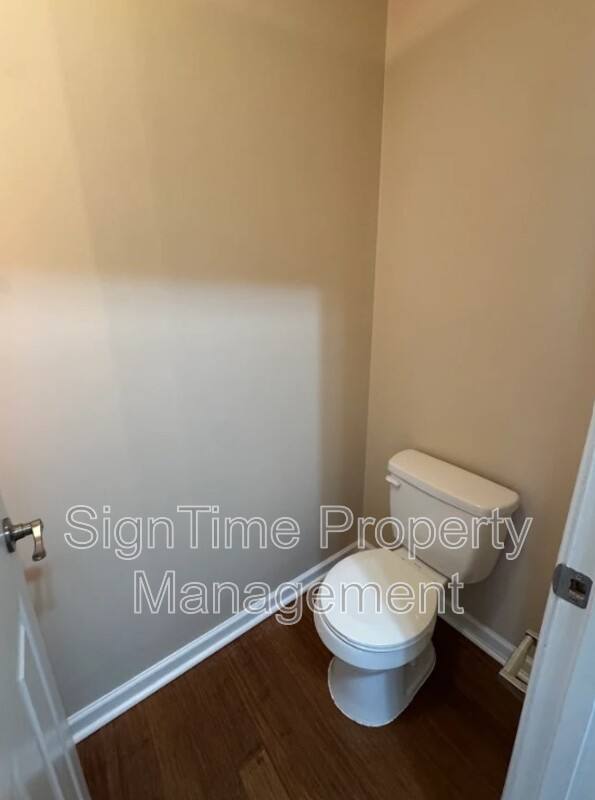 Apartment for rent at 44 E Franklin St #3W, Hagerstown, MD 21740