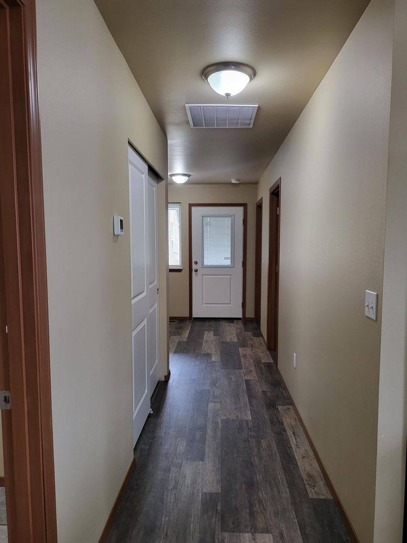 Townhouse for rent at 609 S Washington Ave, Centralia, WA 98531
