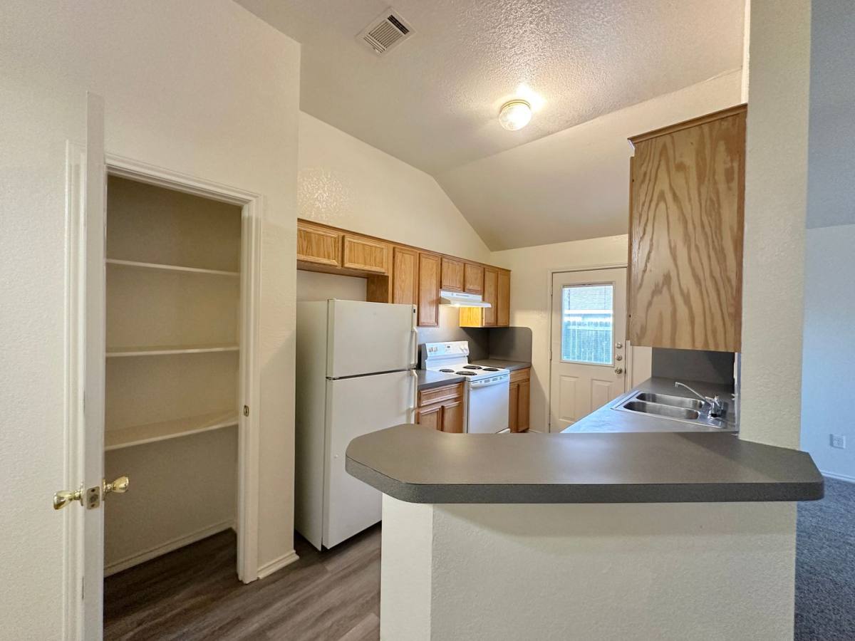 Townhouse for rent at 4307 July Dr, Killeen, TX 76549
