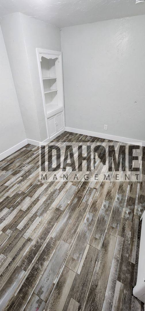 Apartment for rent at 626-628 W Custer St, Pocatello, ID 83204