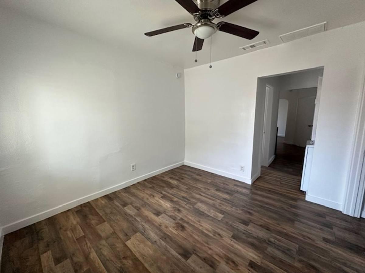 Apartment for rent at 6216 S 10th St, Phoenix, AZ 85042