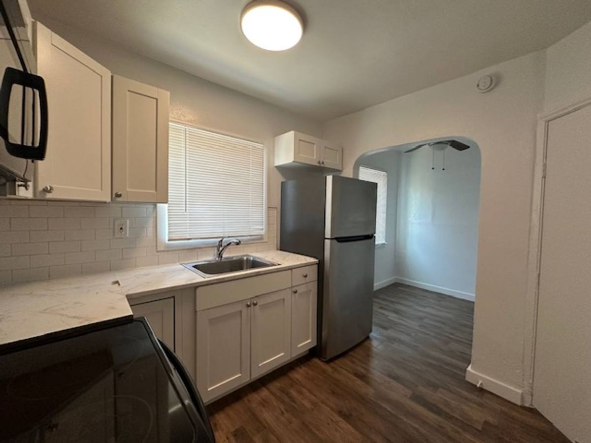 Apartment for rent at 6216 S 10th St, Phoenix, AZ 85042