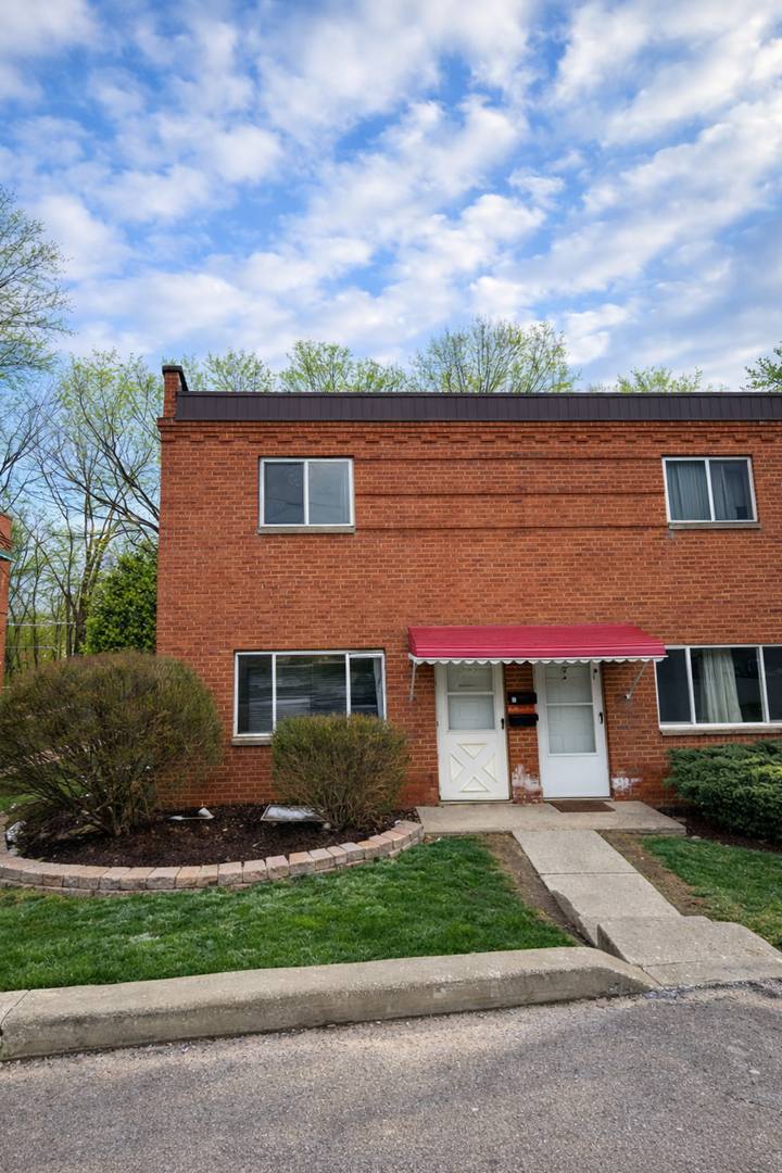 House for rent at 199 Dalepark Dr #10, Bedford, OH 44146