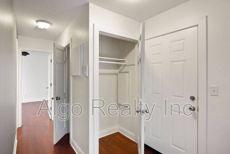 Apartment for rent at 729 E 16th St #5, Minneapolis, MN 55404