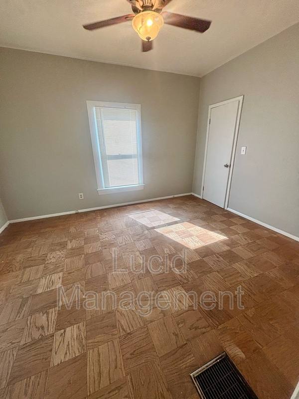 House for rent at 1112 Weller Ave, Louisville, KY 40206