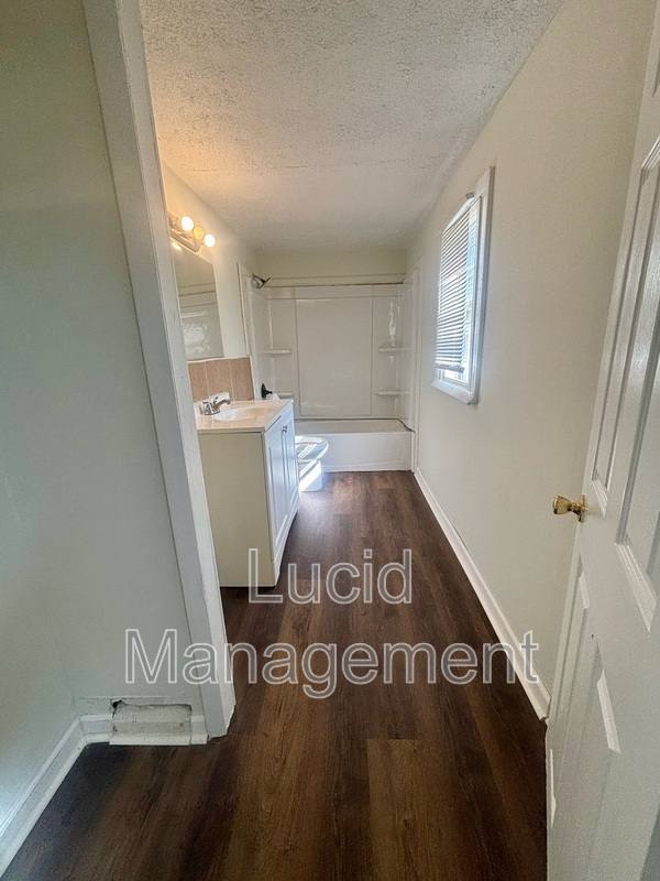 House for rent at 3633 Kahlert Ave, Louisville, KY 40215