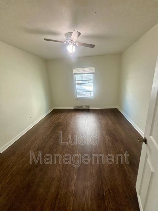 House for rent at 3633 Kahlert Ave, Louisville, KY 40215