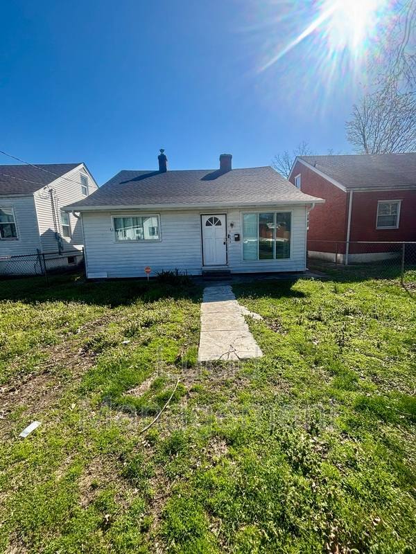 House for rent at 3633 Kahlert Ave, Louisville, KY 40215