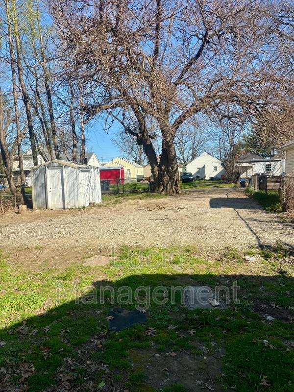 House for rent at 615 Dresden Ave, Louisville, KY 40215
