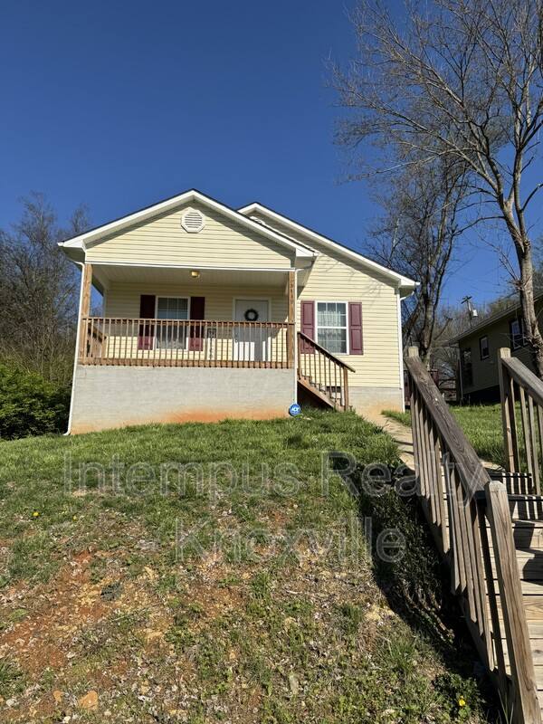 2419 E Glenwood Ave, Knoxville, TN 37917 - House for Rent - Image 1