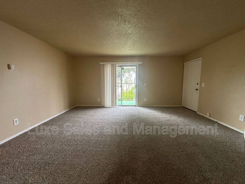 Apartment for rent at 6060 NW Expressway #C, Oklahoma City, OK 73132