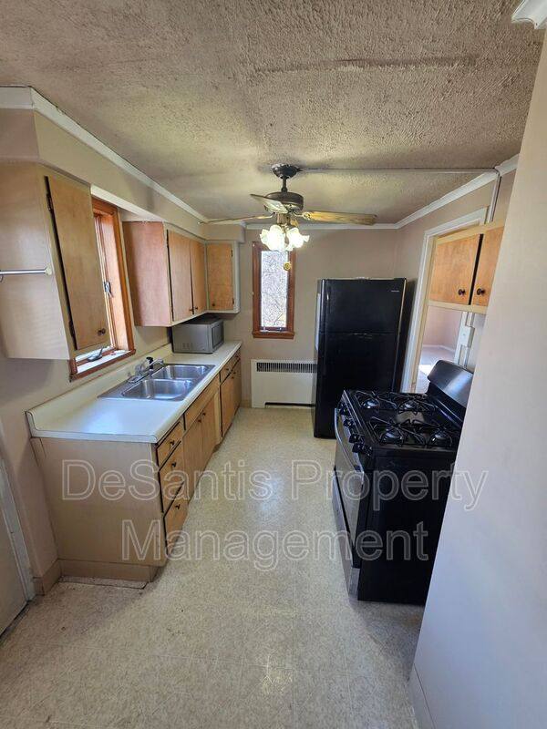 House for rent at 753 E Dr, Clairton, PA 15025