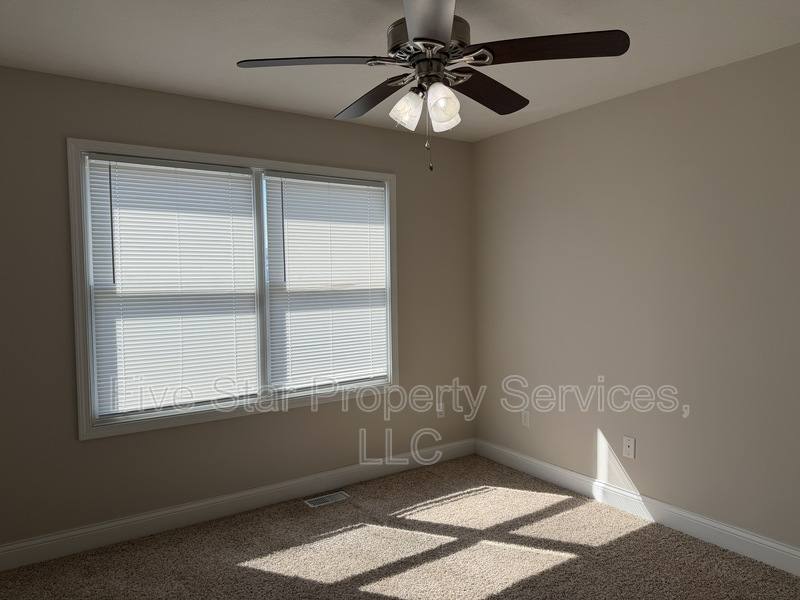 House for rent at 1218 Hawthorn Court, Chatham, IL 62629