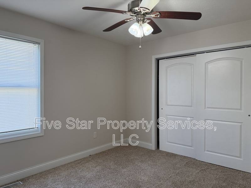 House for rent at 1218 Hawthorn Court, Chatham, IL 62629