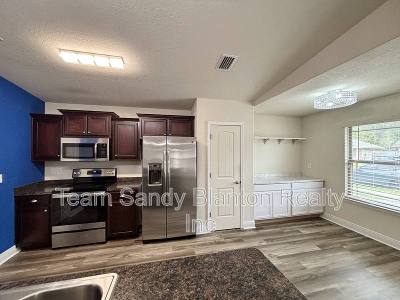 House for rent at 5143 Carmell Ridge Circle, Milton, FL 32570