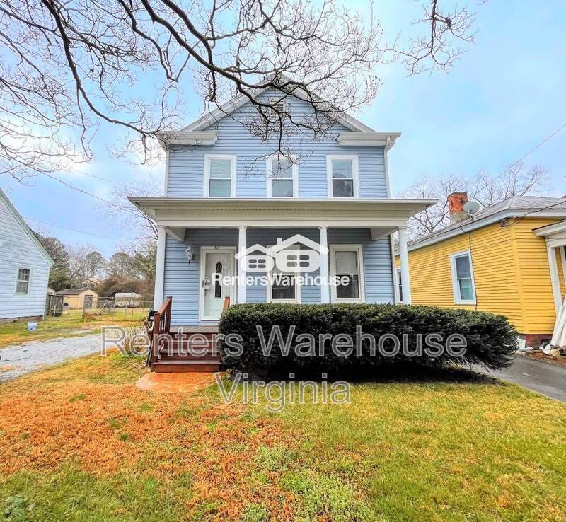 House for rent at 315 Highland Ave, Suffolk, VA 23434