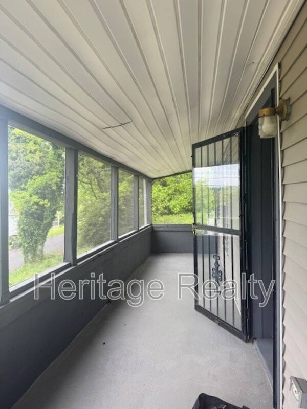 House for rent at 2400 Center Ave, Knoxville, TN 37915