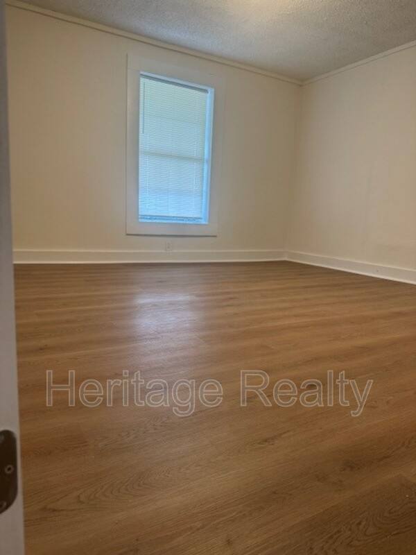House for rent at 2400 Center Ave, Knoxville, TN 37915