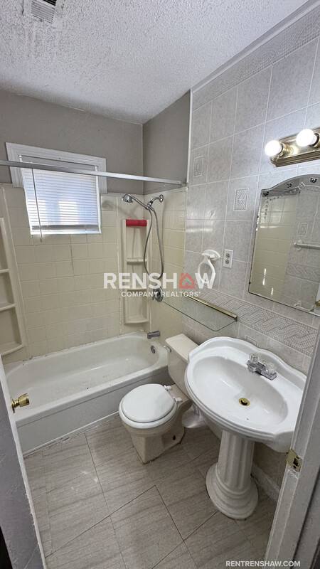 House for rent at 992 Wrenwood St, Memphis, TN 38122