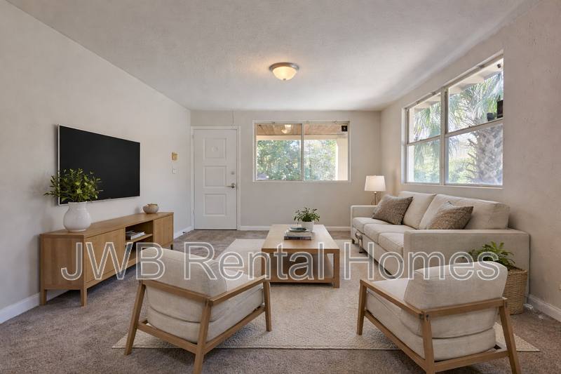 House for rent at 1593 21st St W, Jacksonville, FL 32209