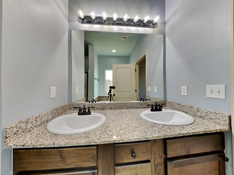 House for rent at 20611 Frontier Place, Harrah, OK 73045