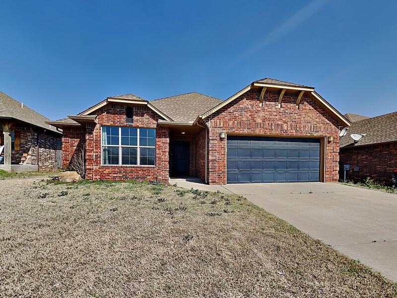 House for rent at 20611 Frontier Place, Harrah, OK 73045