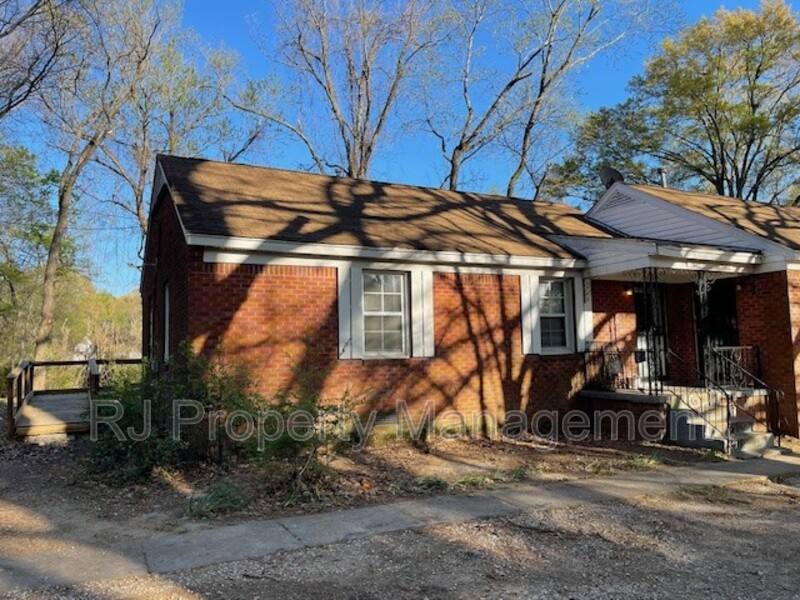 House for rent at 3542 Millington Rd, Memphis, TN 38127