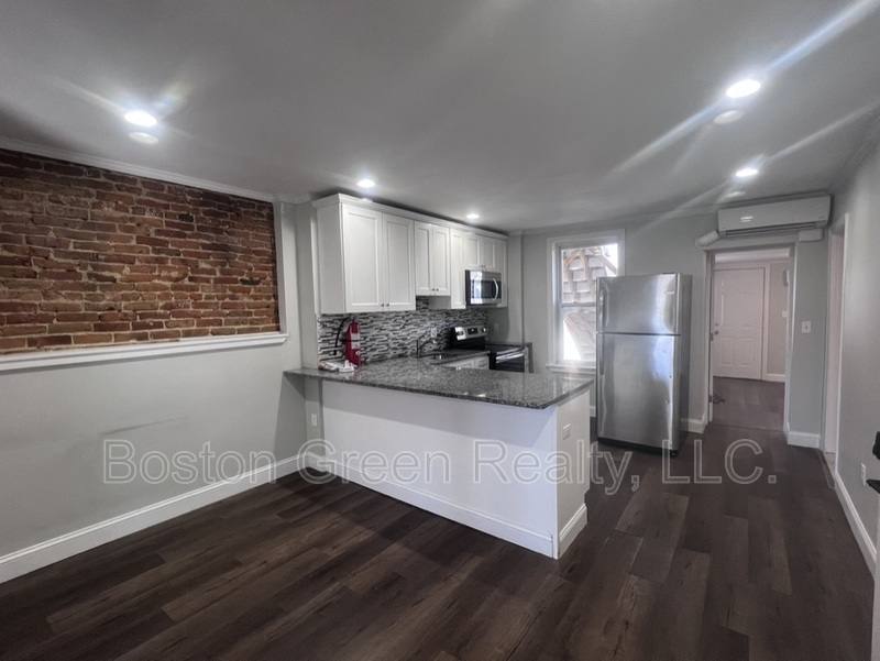 Apartment for rent at 315 Meridian St #2, East Boston, MA 02128