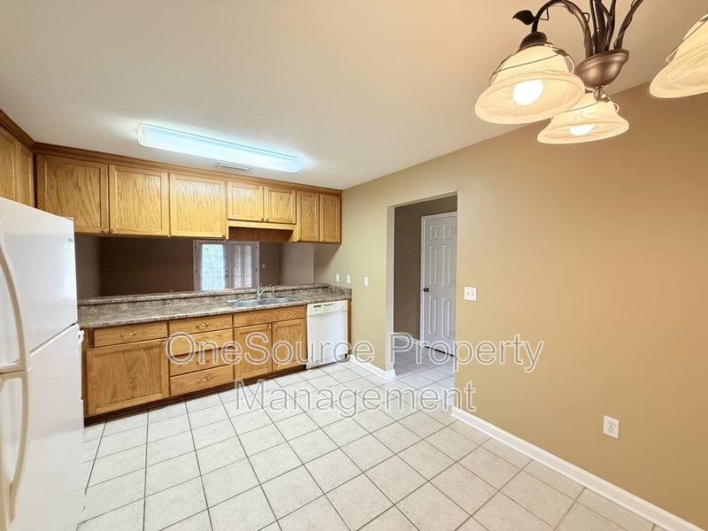 House for rent at 111 N Charles Willis Dr, Midway, FL 32343