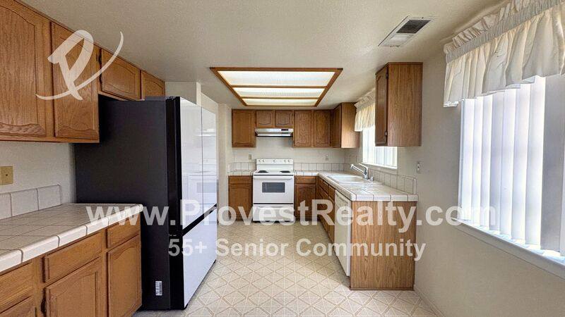 House for rent at 19053 Elm Dr, Apple Valley, CA 92308