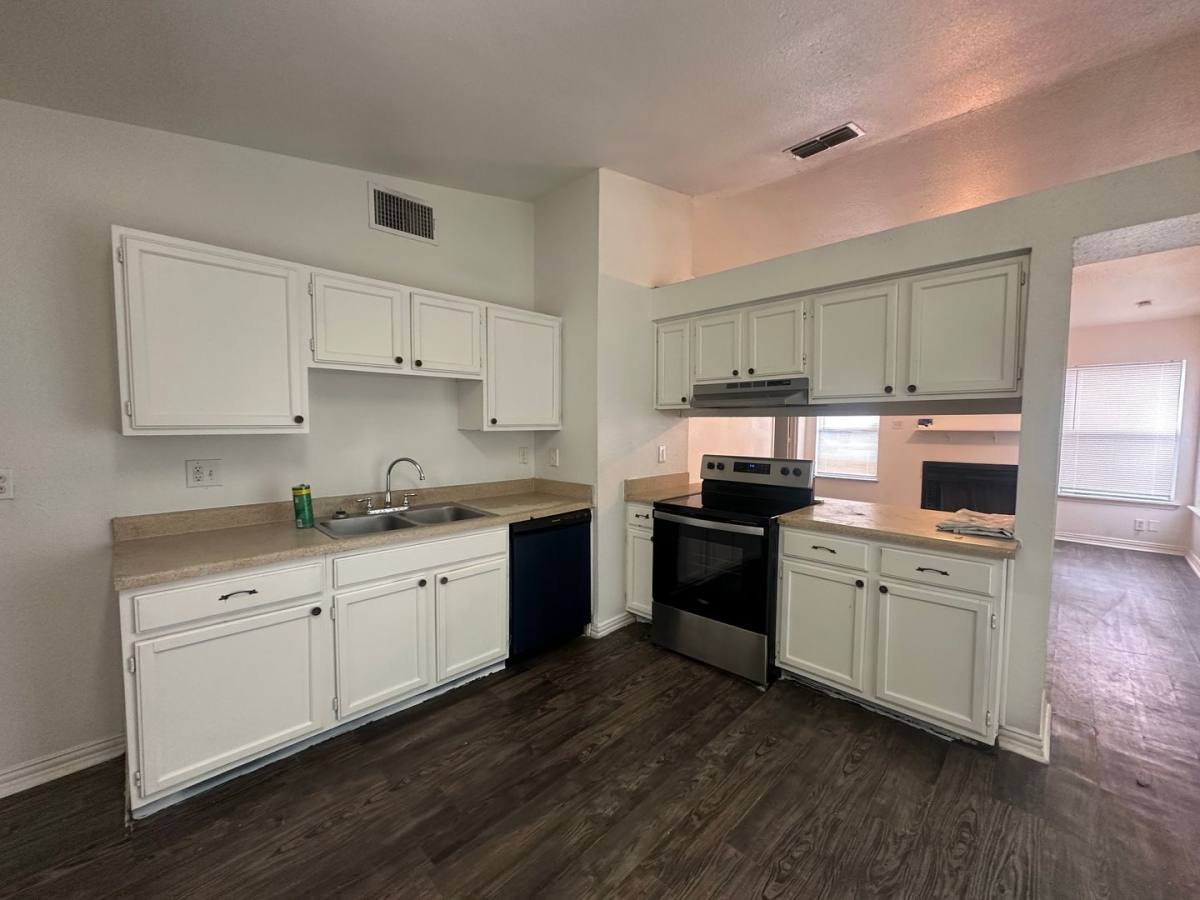 House for rent at 4001 Colonial Sun Dr, San Antonio, TX 78244
