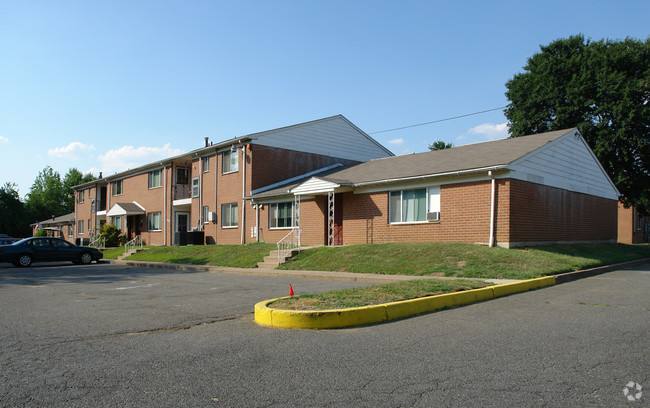 Apartment for rent at 928 Creek Rd, Bellmawr, NJ 08031