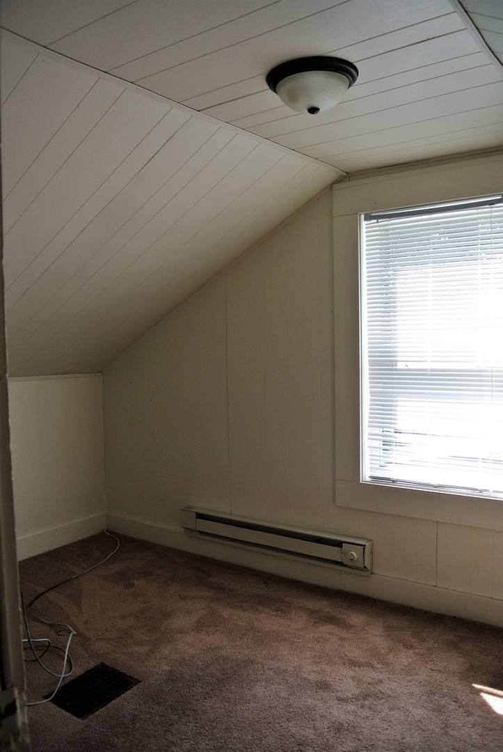 Apartment for rent at 1510 1st Ave SE, Minot, ND 58701