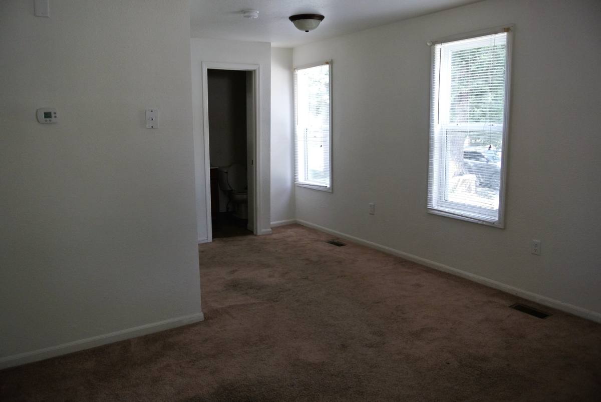 Apartment for rent at 1510 1st Ave SE, Minot, ND 58701