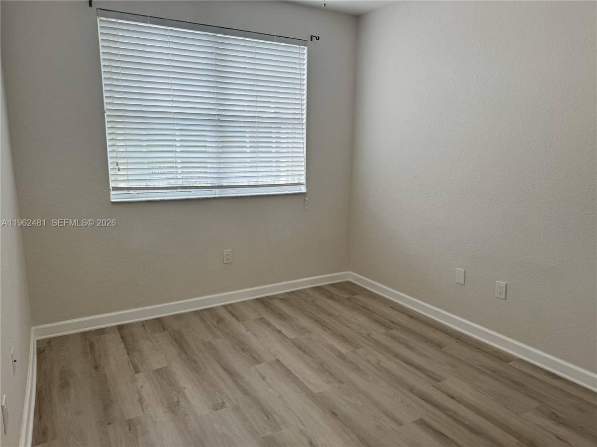Townhouse for rent at 1048 NE 30th Ave, Homestead, FL 33033