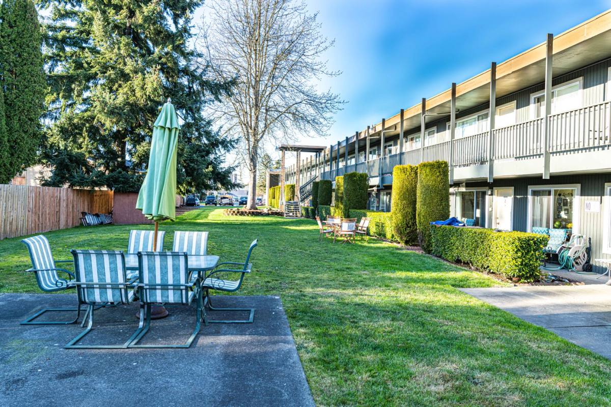 Apartment for rent at 44 5th St NE, Auburn, WA 98002
